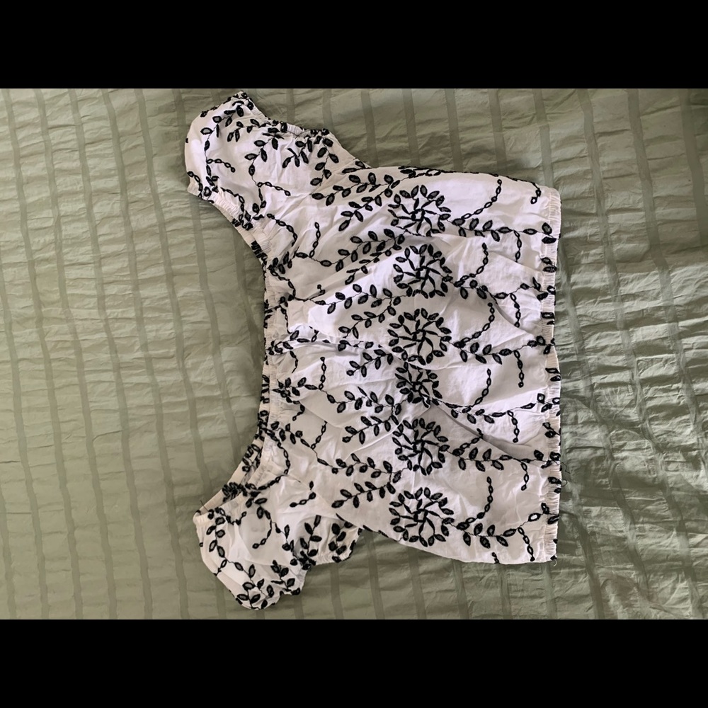 Black & White Blouse